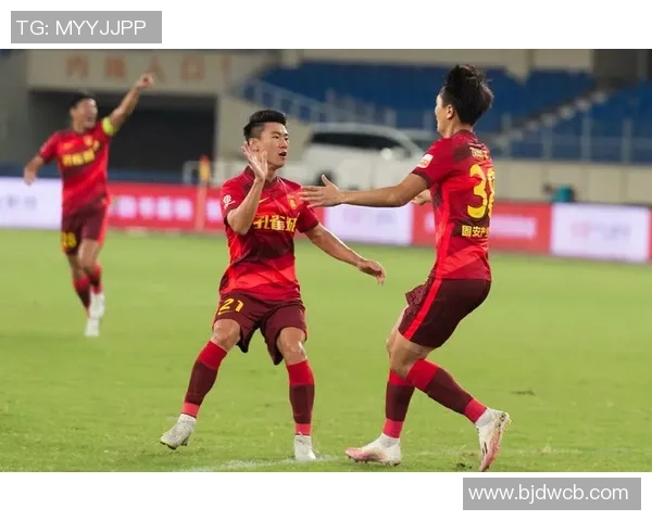 杭州网球队以80分领跑精英赛积分榜展现强劲实力